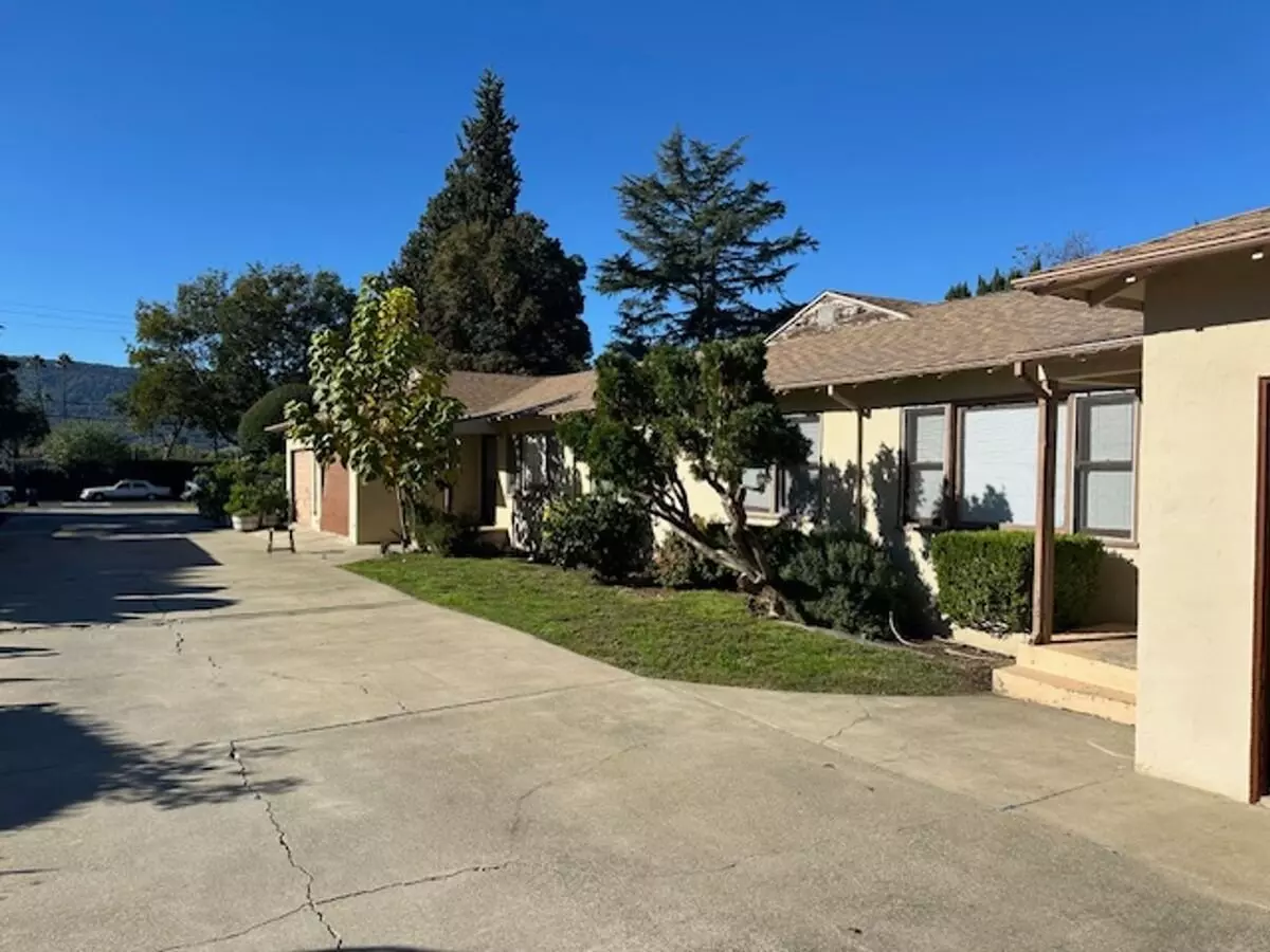 955-967 Rose Ave. photo 4