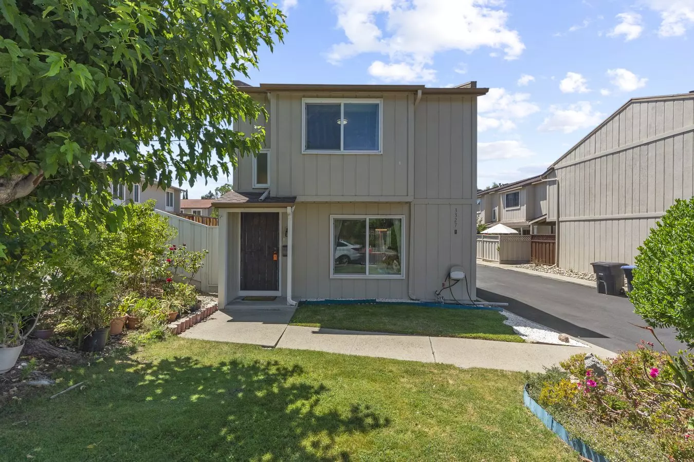 3327 Norton Way, Pleasanton, CA 94566 photo 2