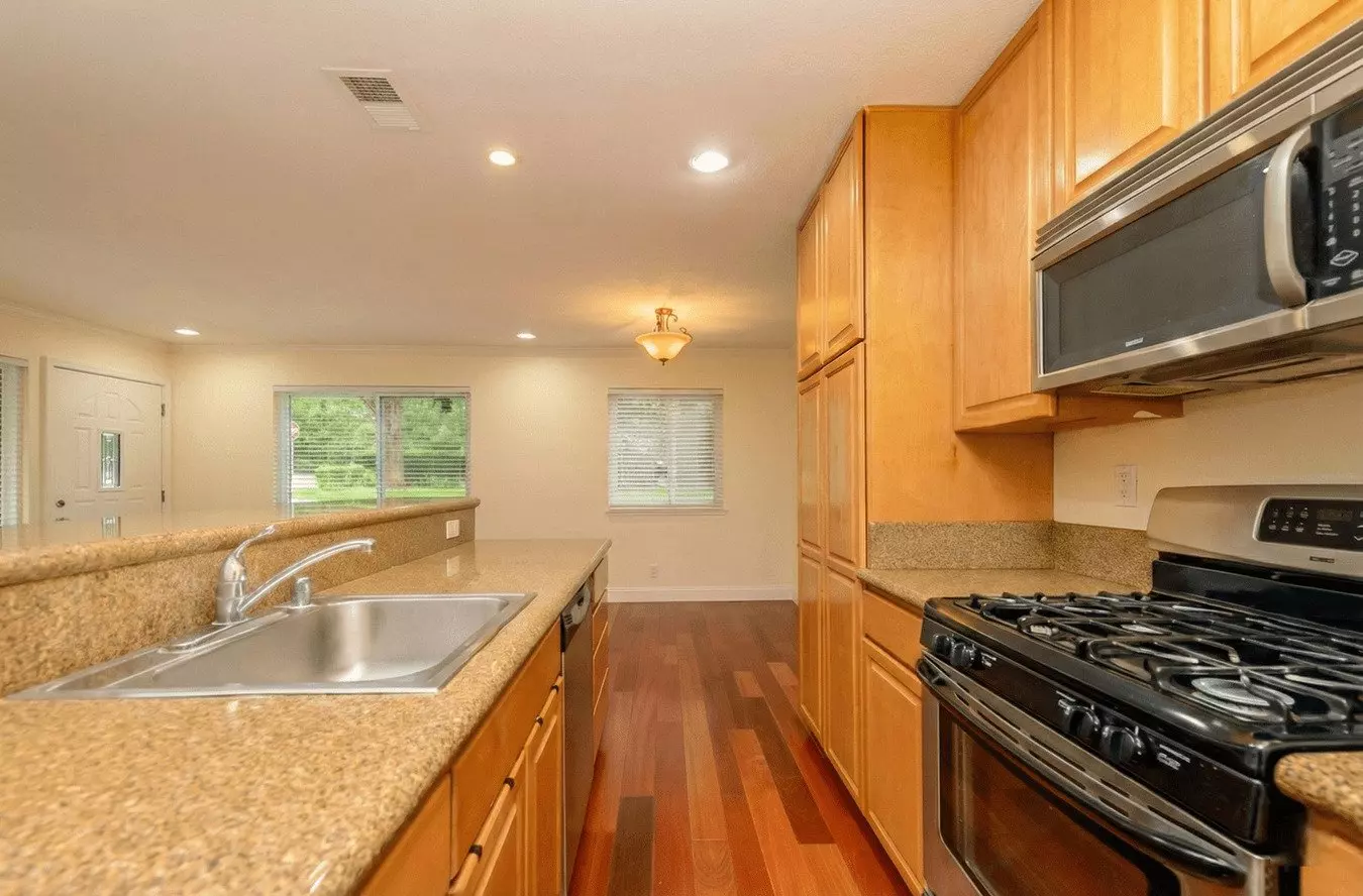 8002 Ensenada Dr Pleasanton, CA 94588 photo 5