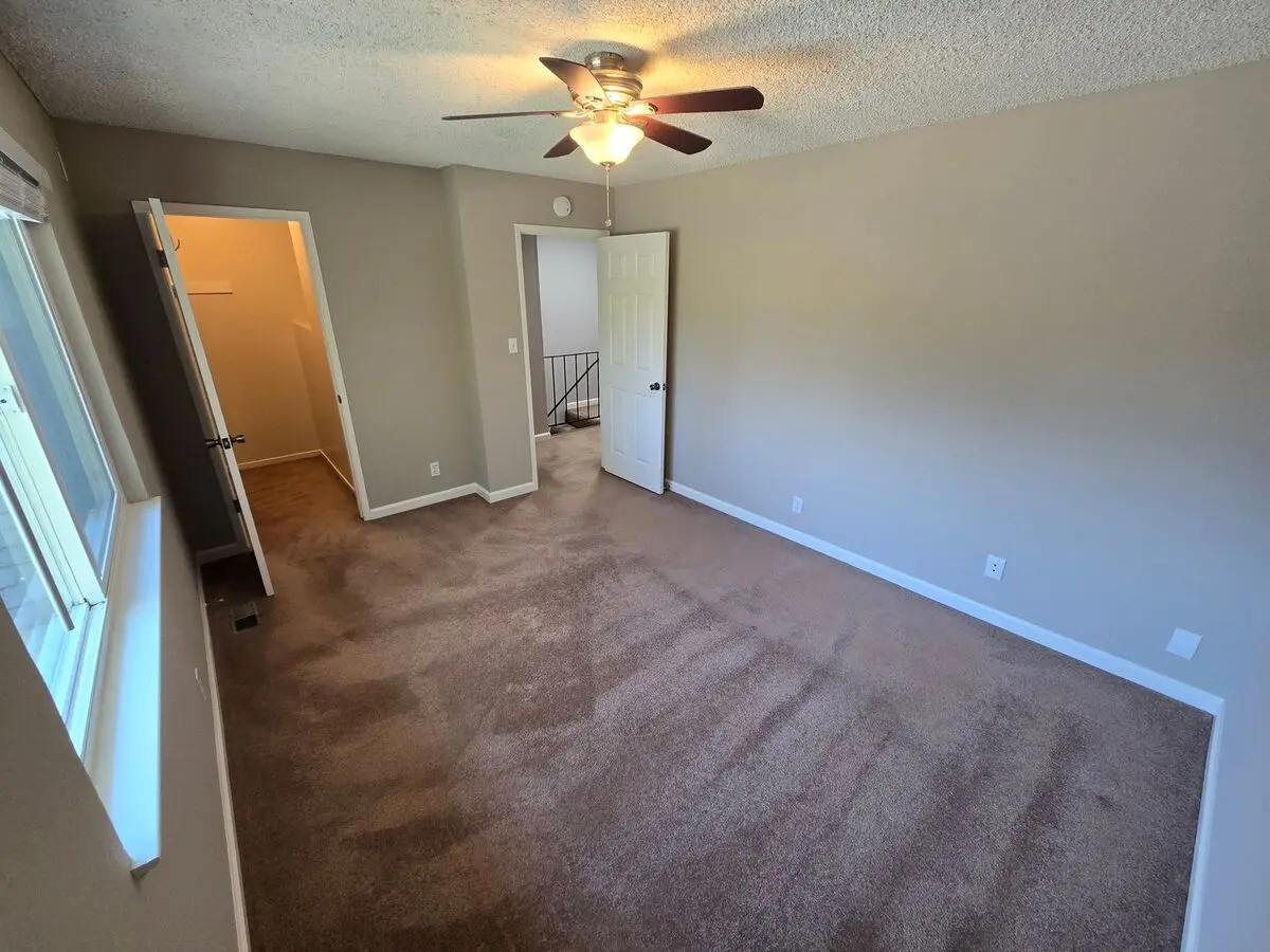 Sharp 4 Bedroom 2 Bath Great Neighborhood In Pleasanton photo 5