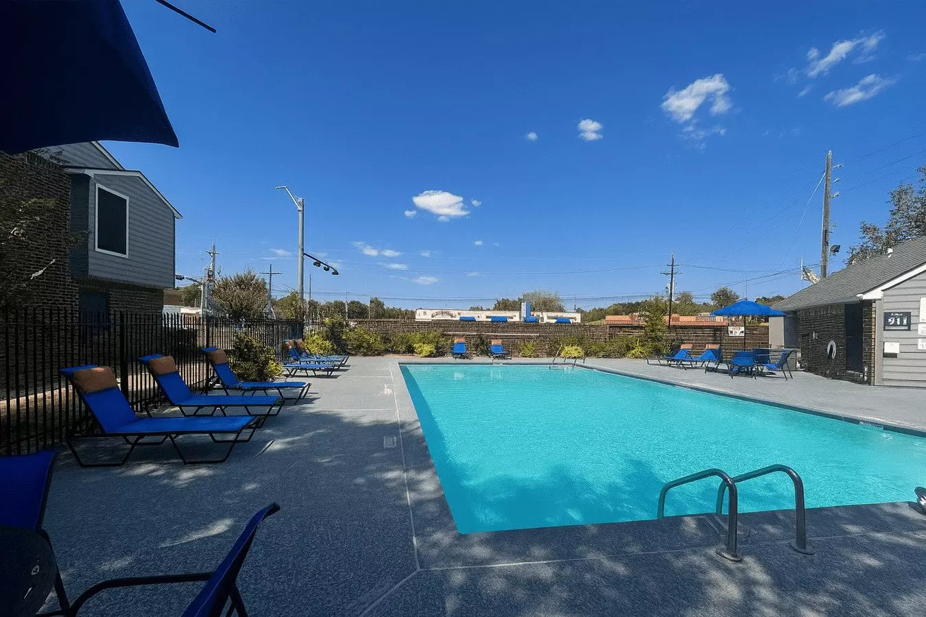 Porterwood Apartments photo 3