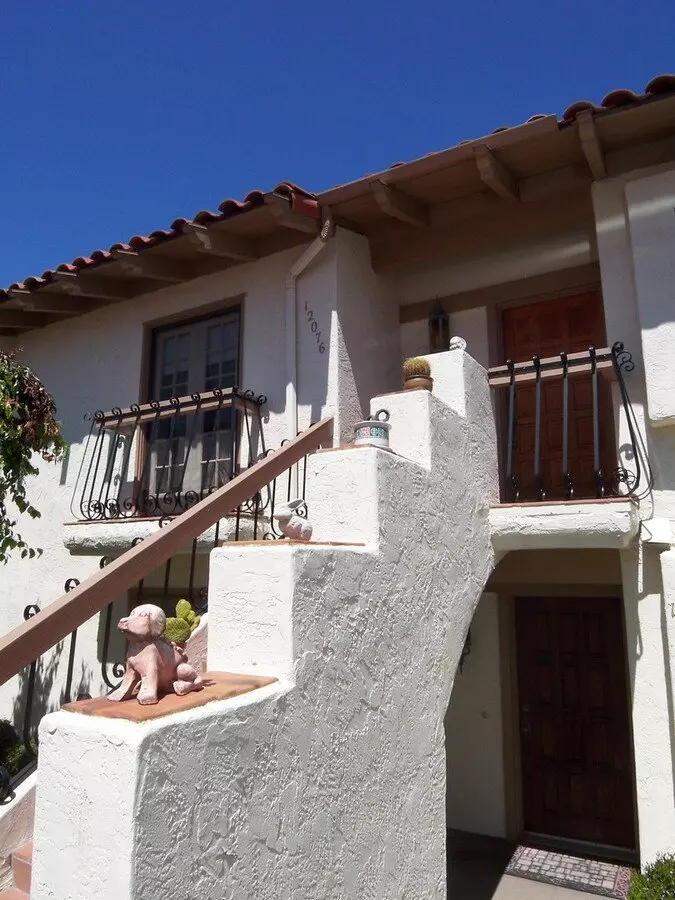 Charming 3br/2ba Updated Fully Furnished Vacation Rental W/ Golf Course View photo 3