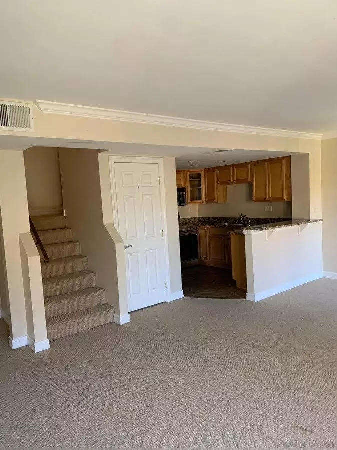 15363 Maturin Dr photo 2