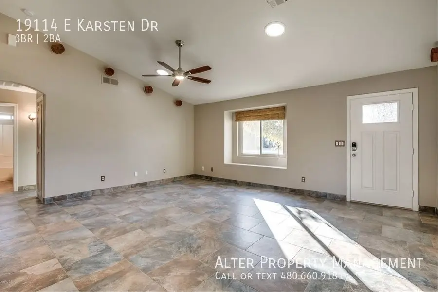 19114 E Karsten Dr photo 5