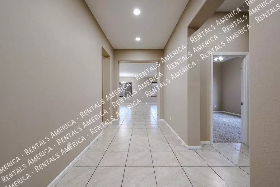 20856 East Arroyo Verde Drive, Queen Creek, AZ 85142 photo 2