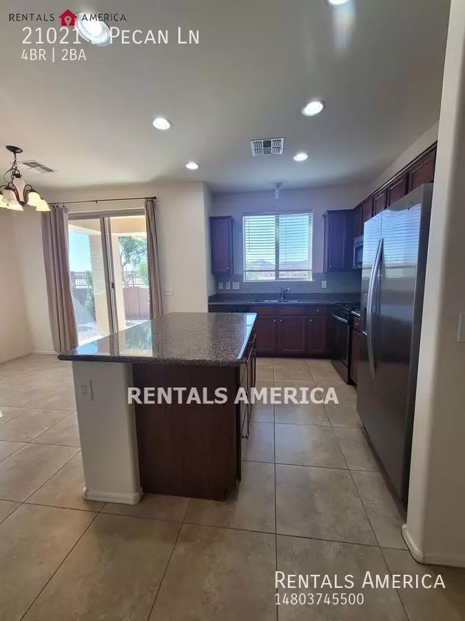 21021 E Pecan Ln photo 2