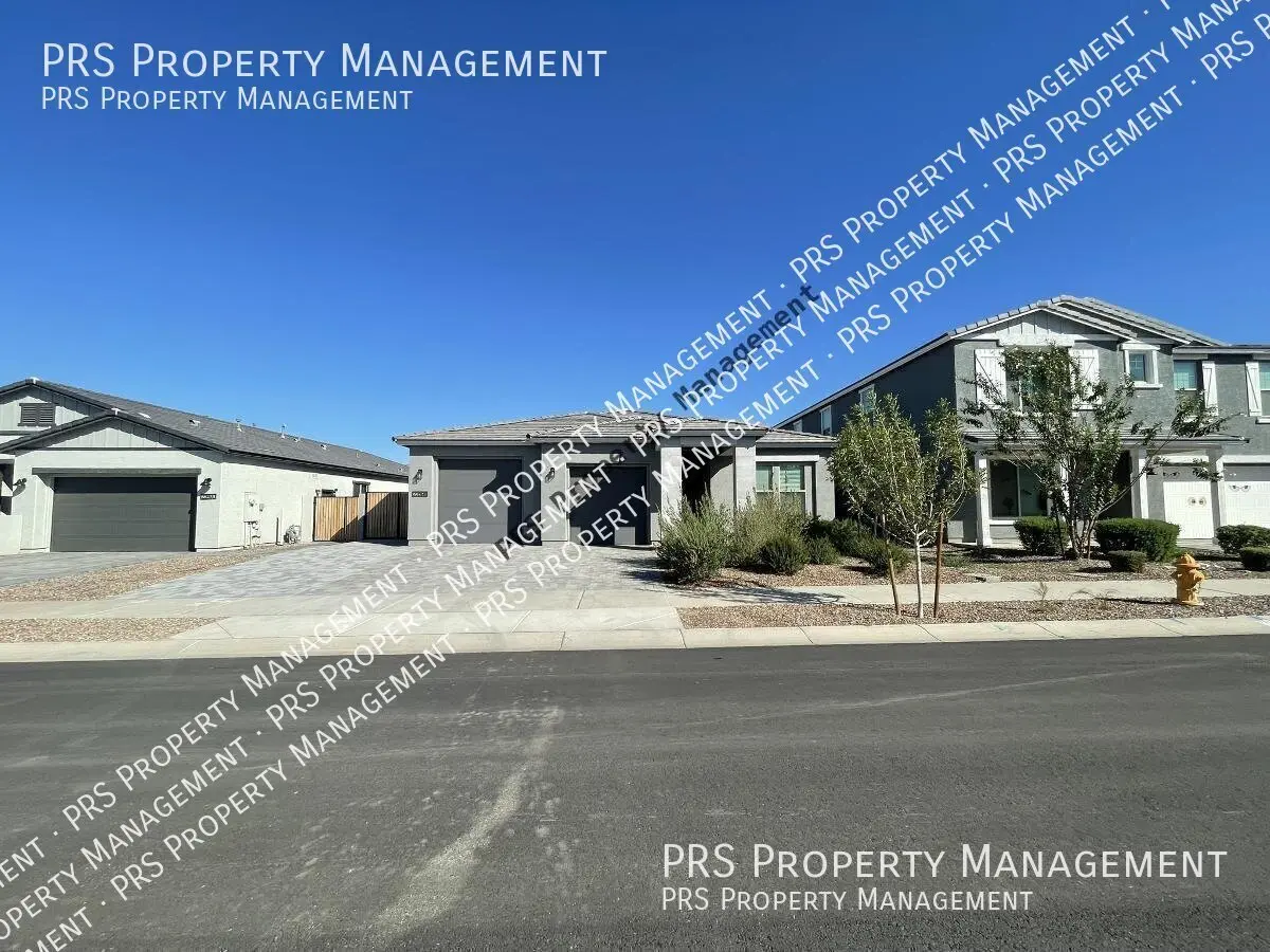 22698 E Roundup Way photo 4