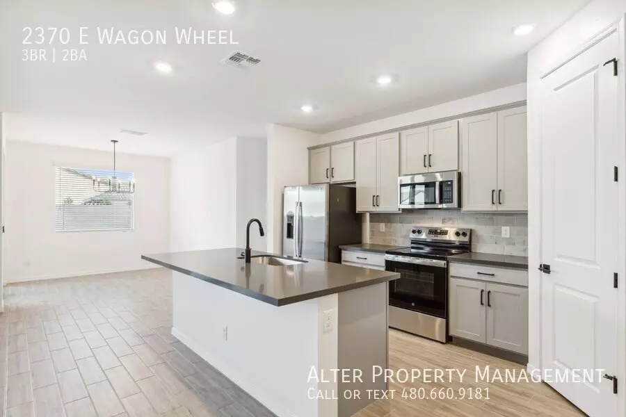 2370 East Wagon Wheel Lane, San Tan Valley, AZ 85140 photo 5