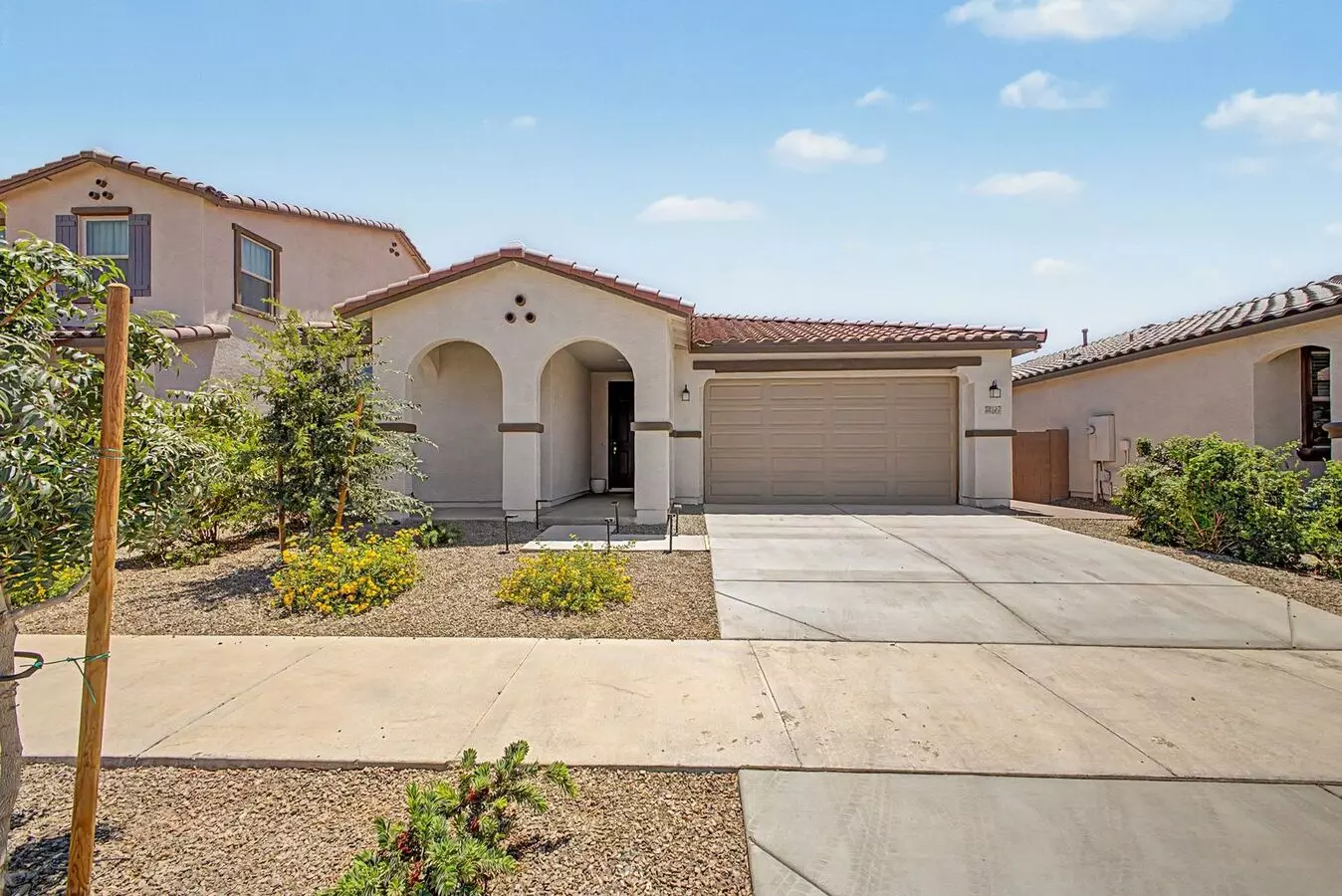 21157 E Canary Wy Queen Creek, AZ 85142 photo 4