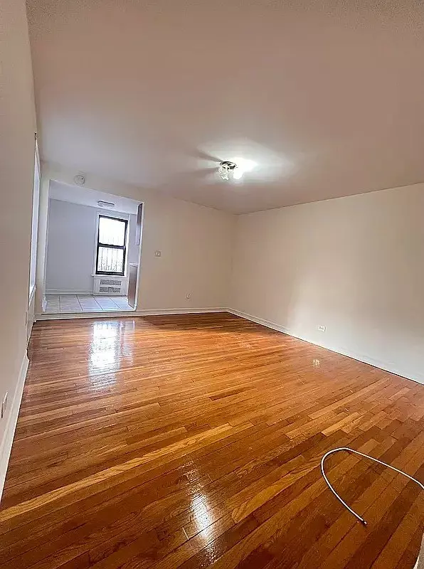 A Comfortable And Convenient Studio Apartment photo 4