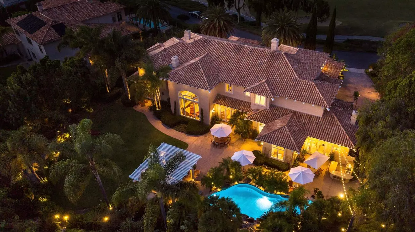 Luxury Resort Estate In Del Mar Country Club - Private Pool, Designer Interiors &amp; Stunning Views photo 3