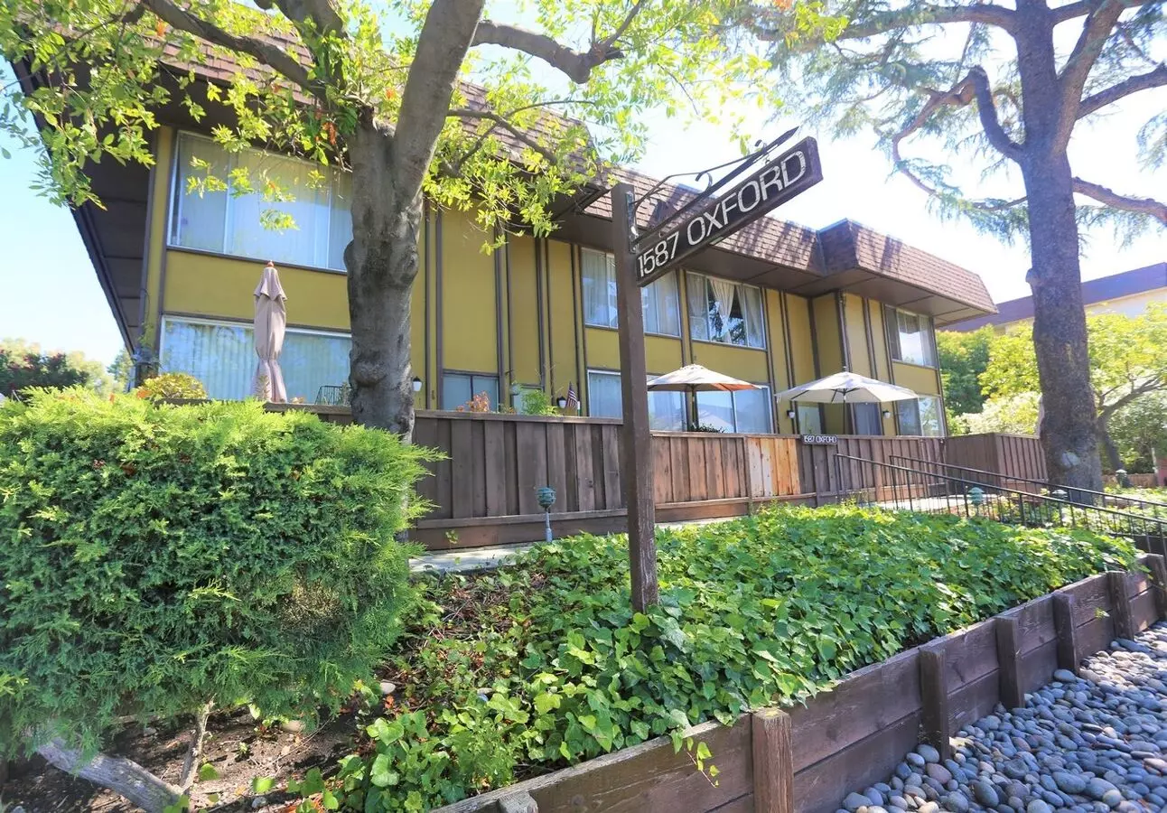 1587 Oxford Street, Redwood City, CA 94061 photo 2