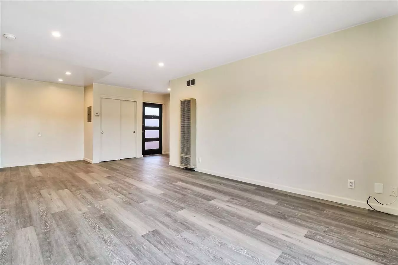Middlefield Apartments photo 4