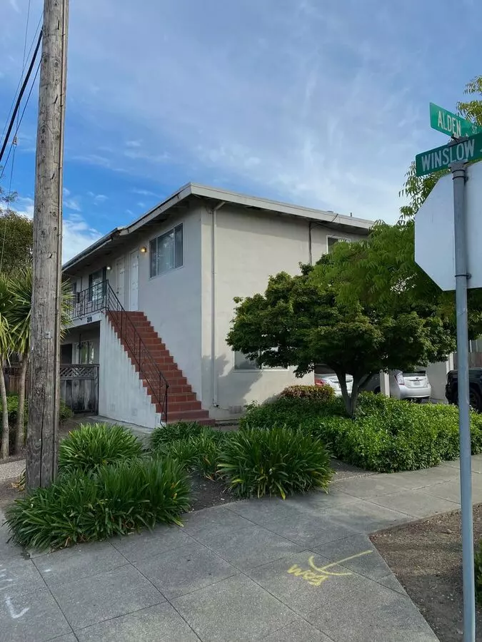 310 Winslow St. photo 2