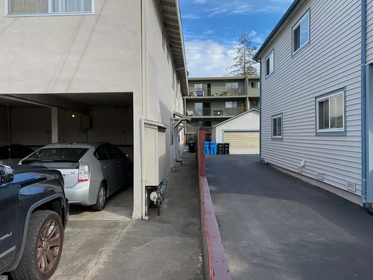 310 Winslow St. photo 4