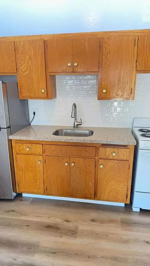 3540 Rolison Rd photo 2