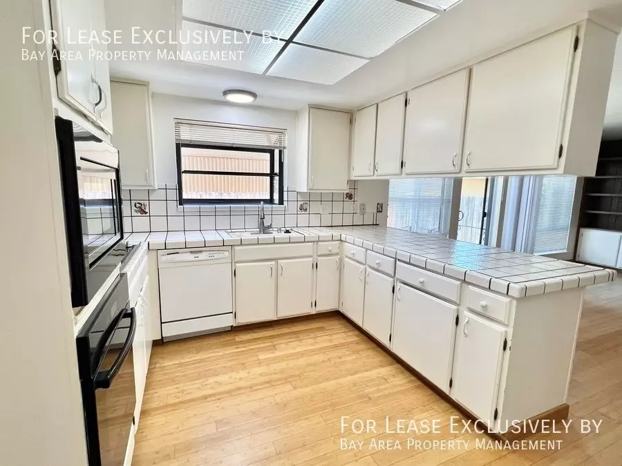 771 Bain Place, Redwood City, CA 94062 photo 4
