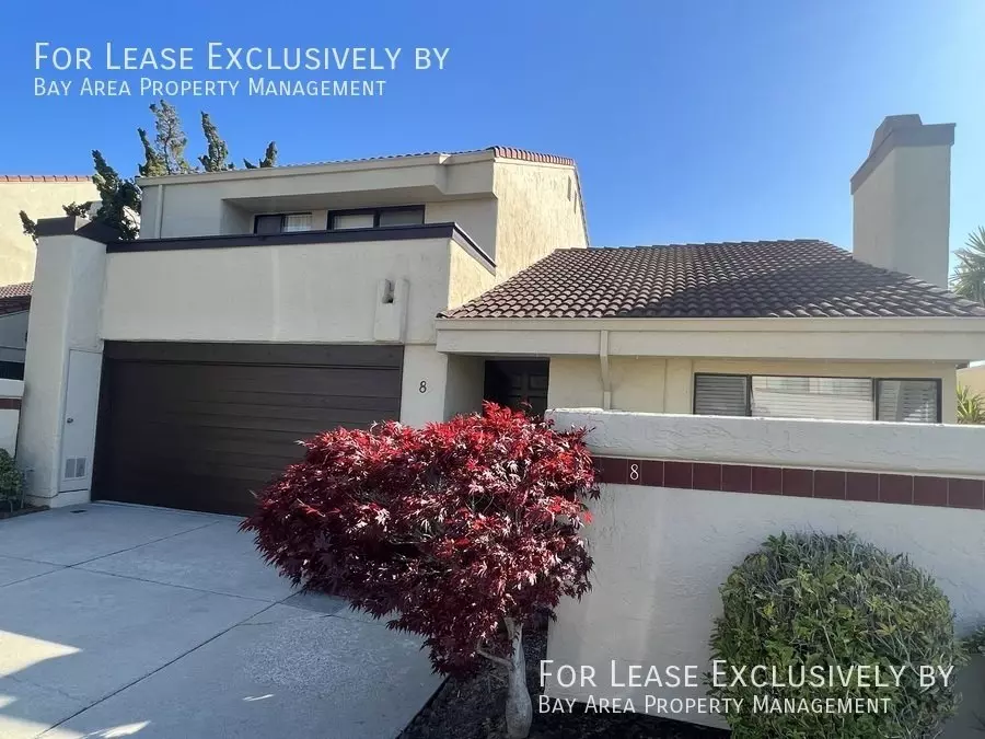 8 Barcelona Circle, Redwood City, CA 94065 photo 2