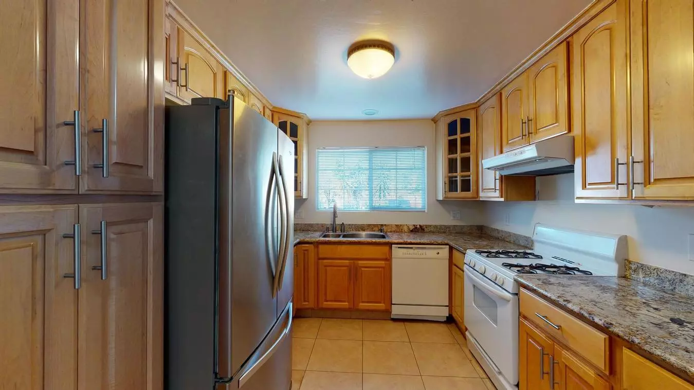 3504 Rolison Road, Redwood City, CA 94063 photo 2