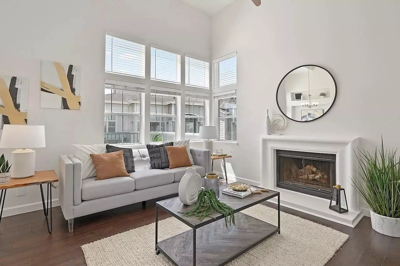 The Primary Suite Located On The Main Floor Includes A Walk-in Closet photo 2