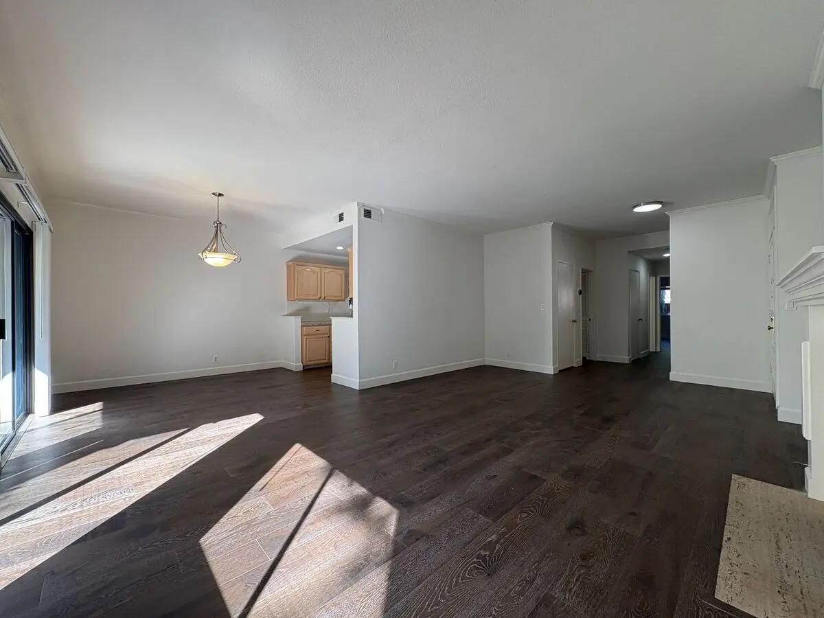 50 Horgan Ave Redwood City, CA 94061 photo 4