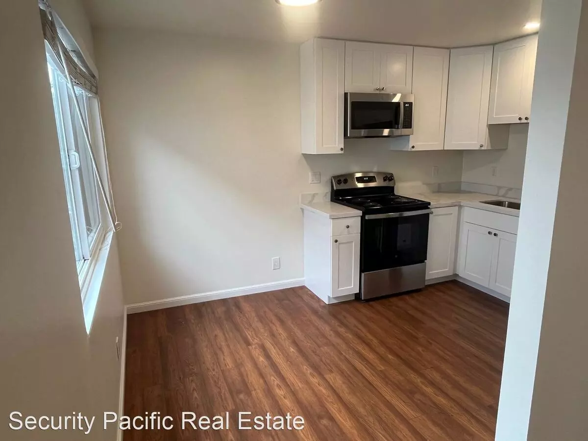 1440 Merced St photo 2