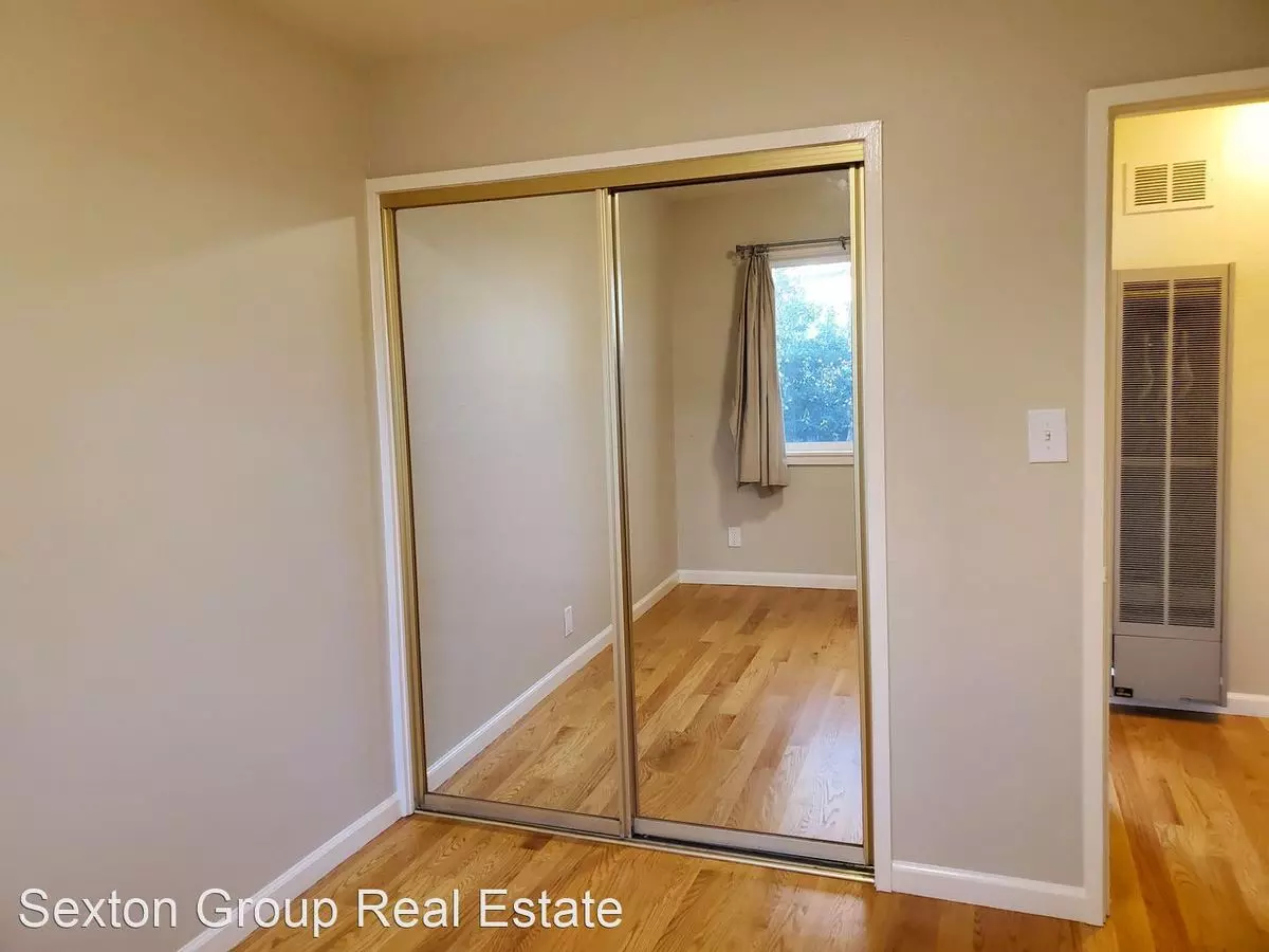 2603 Barrett Ave photo 5