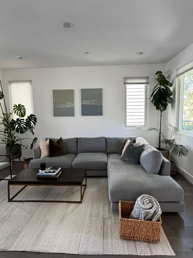 3br Fully Furnished House In Richmond photo 5