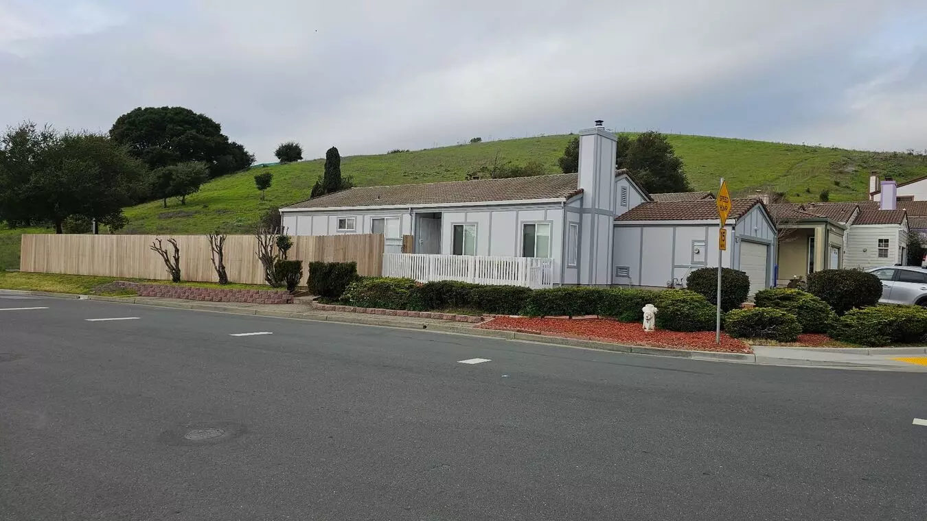 4001 Mozart Drive, Richmond, CA 94803 photo 2