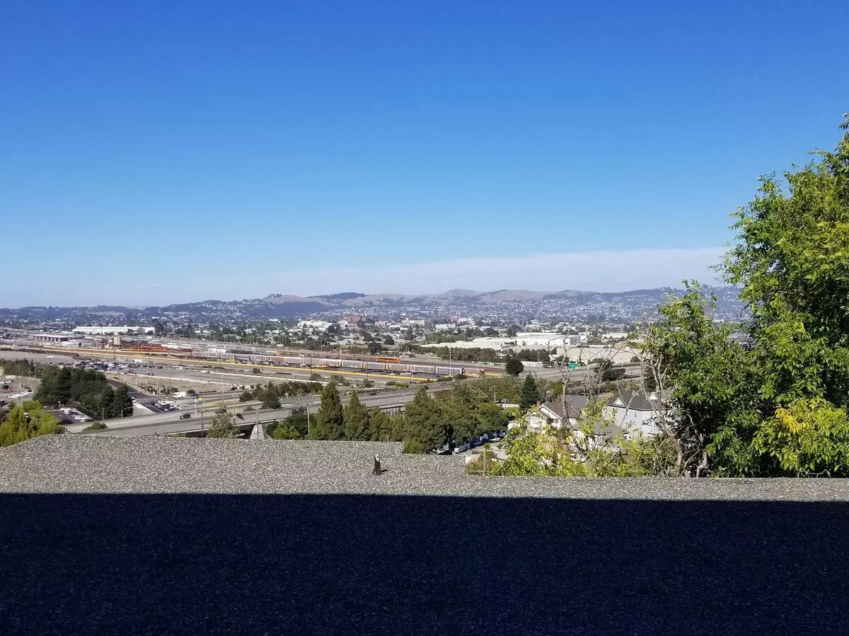 Golden Gate Ave - 420/430 photo 2