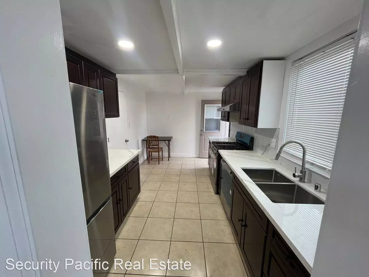 4305 Cutting Blvd photo 5