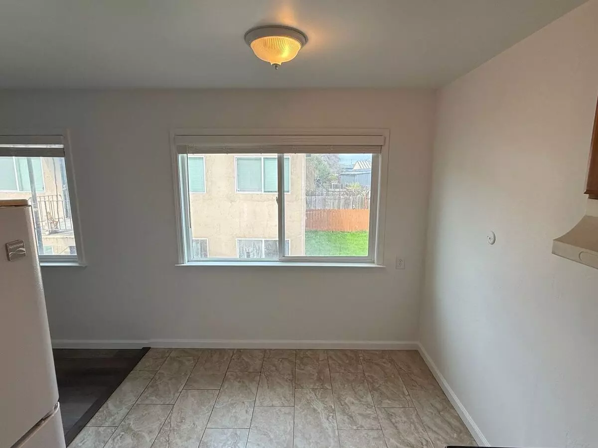682 So 30th Street, Richmond, CA 94804 photo 5