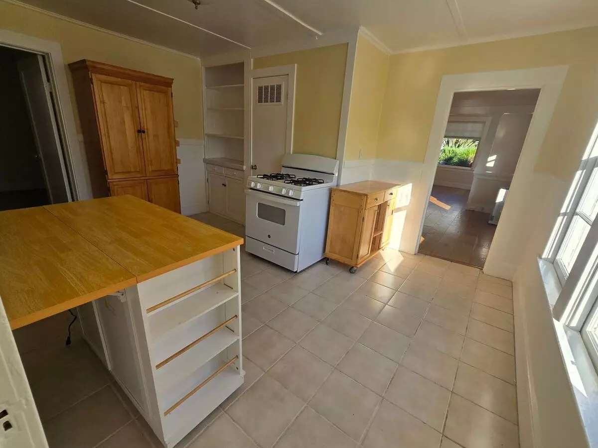 Beautiful Lower Level Unit In Pt. Richmond, Ca photo 4