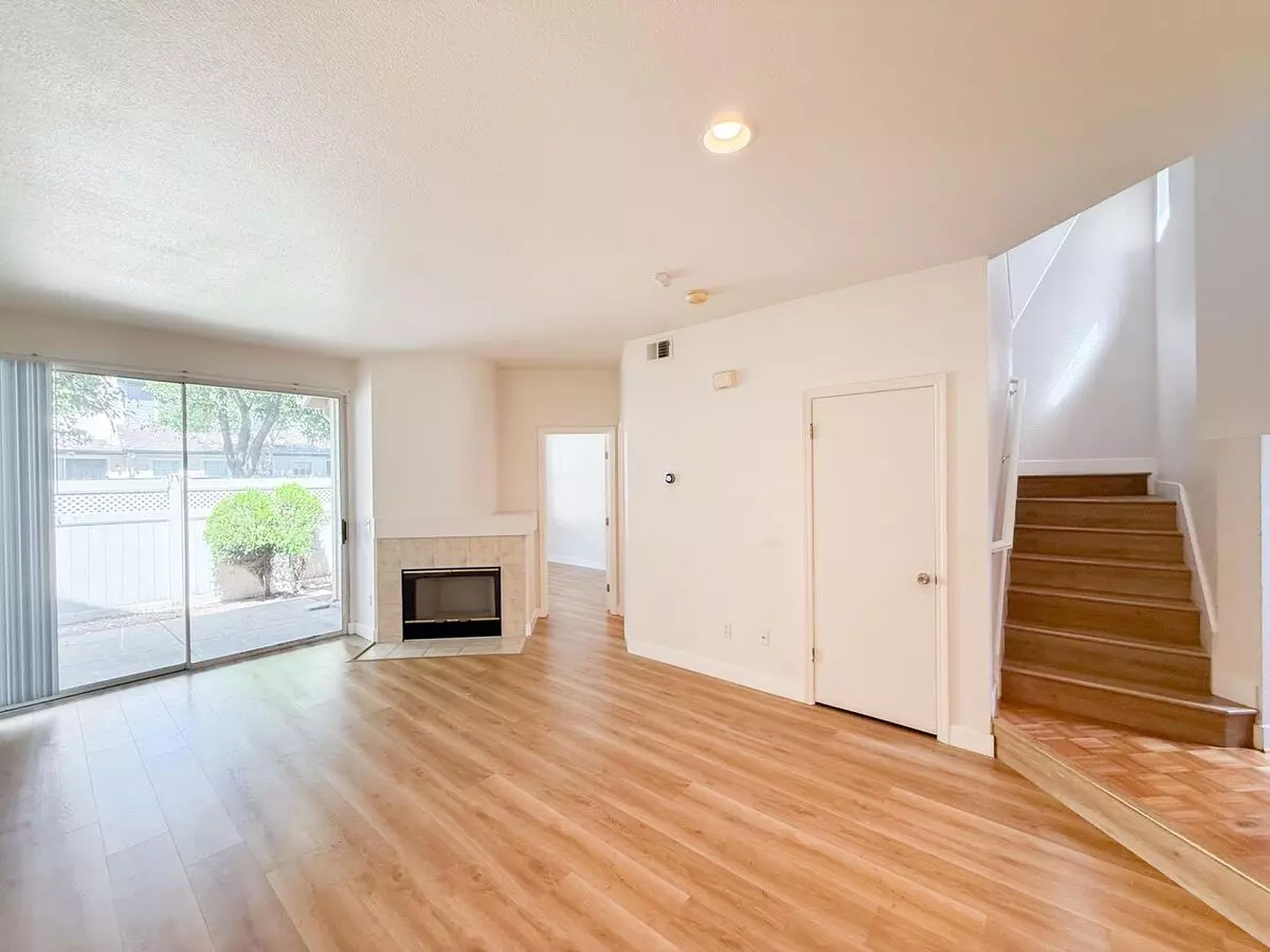 Richmond Marina Bay 3 Bed 3 Bath Townhome In Gated Bay Front Community photo 2