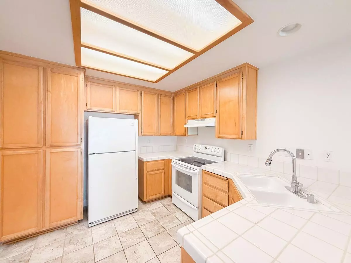 Richmond Marina Bay 3 Bed 3 Bath Townhome In Gated Bay Front Community photo 5