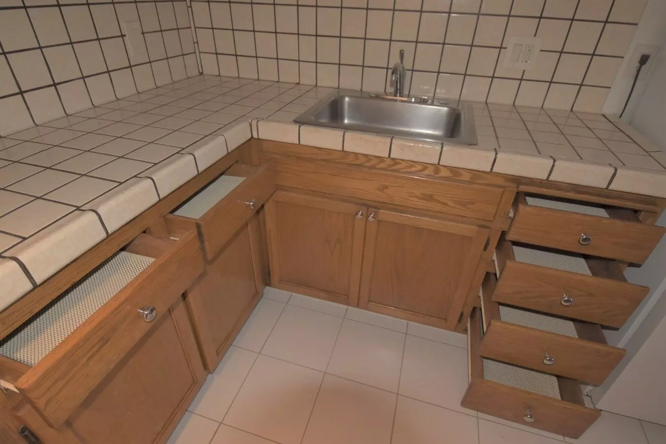 The Patricia Apartments photo 4