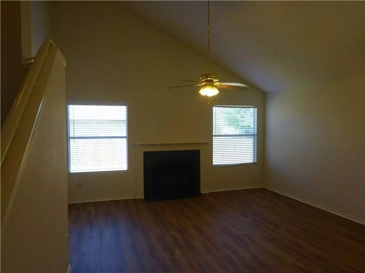 1908 Lantana Dr Round Rock, TX 78664 photo 5