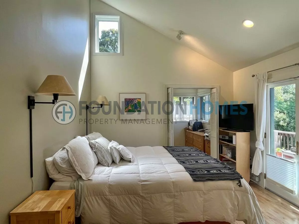 Beautiful Ross Cottage - Views - Pool - Foundation photo 5