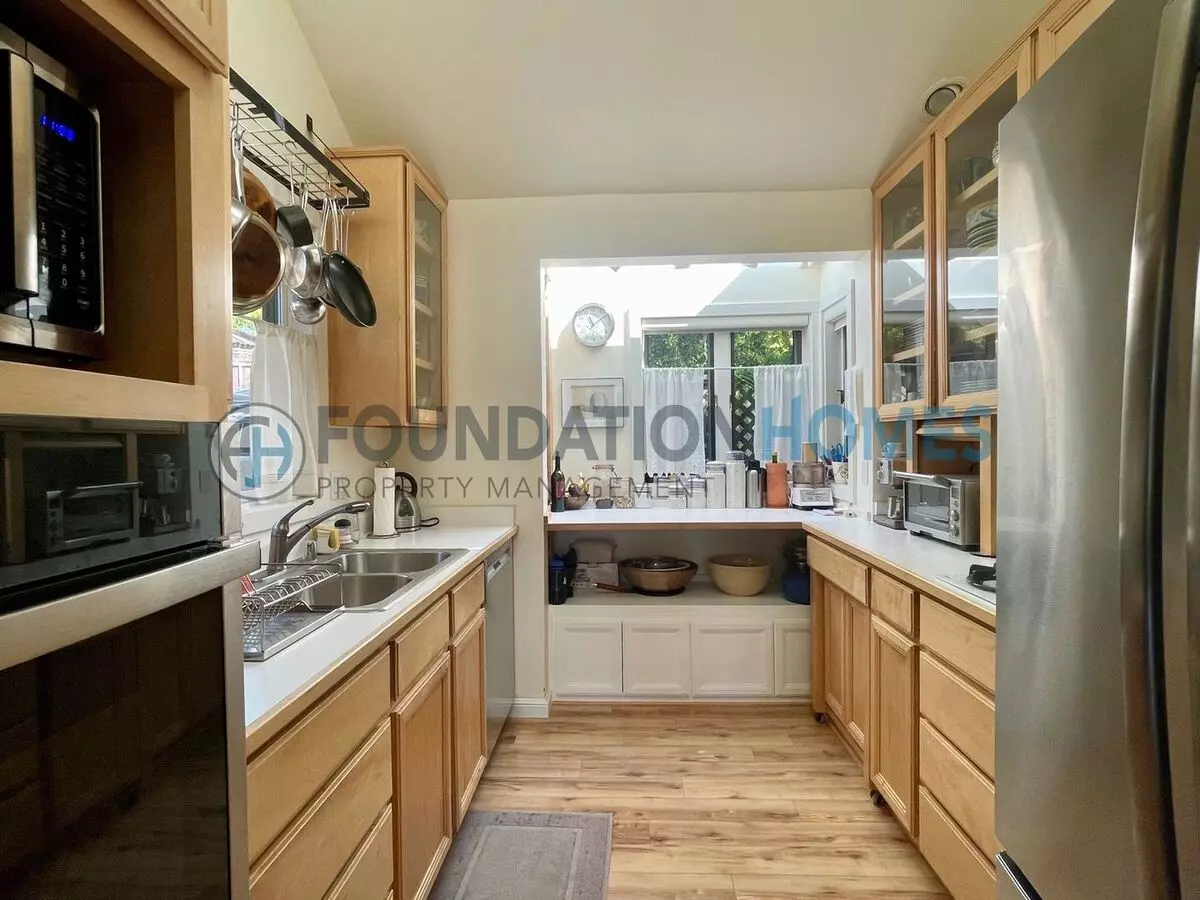 Beautiful Ross Cottage - Views - Pool - Foundation photo 4