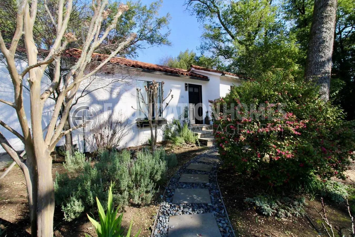 Creative Cottage Retreat – Near Downtown San Anselmo- Music Studio - A/c - Foundation photo 2