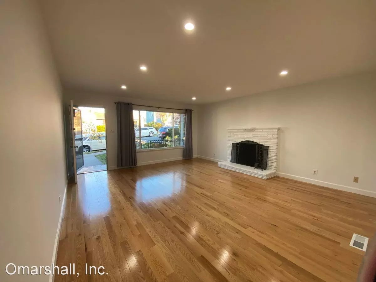 Lovely 3 BR House in Coveted Huntington Park Neighborhood photo 3