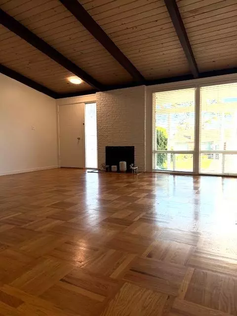 2830 Crestmoor Drive, San Bruno, CA 94066 photo 2