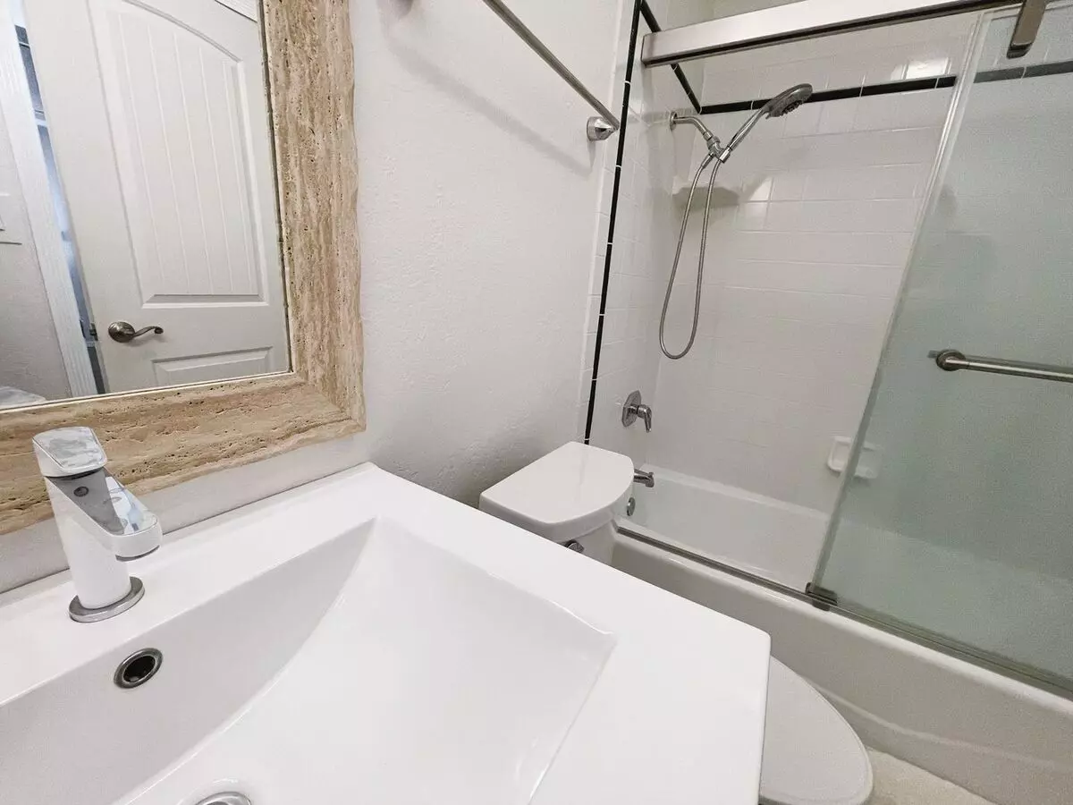 Modern 1st-floor Studio With Resort Amenities &amp; Prime Location photo 4