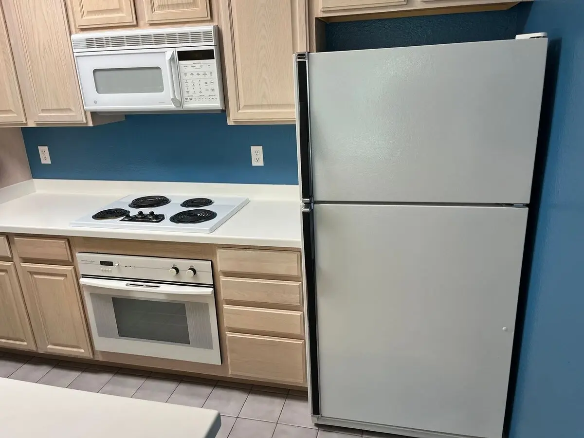 Shelter Creek Condo 1/1 Available Now photo 2