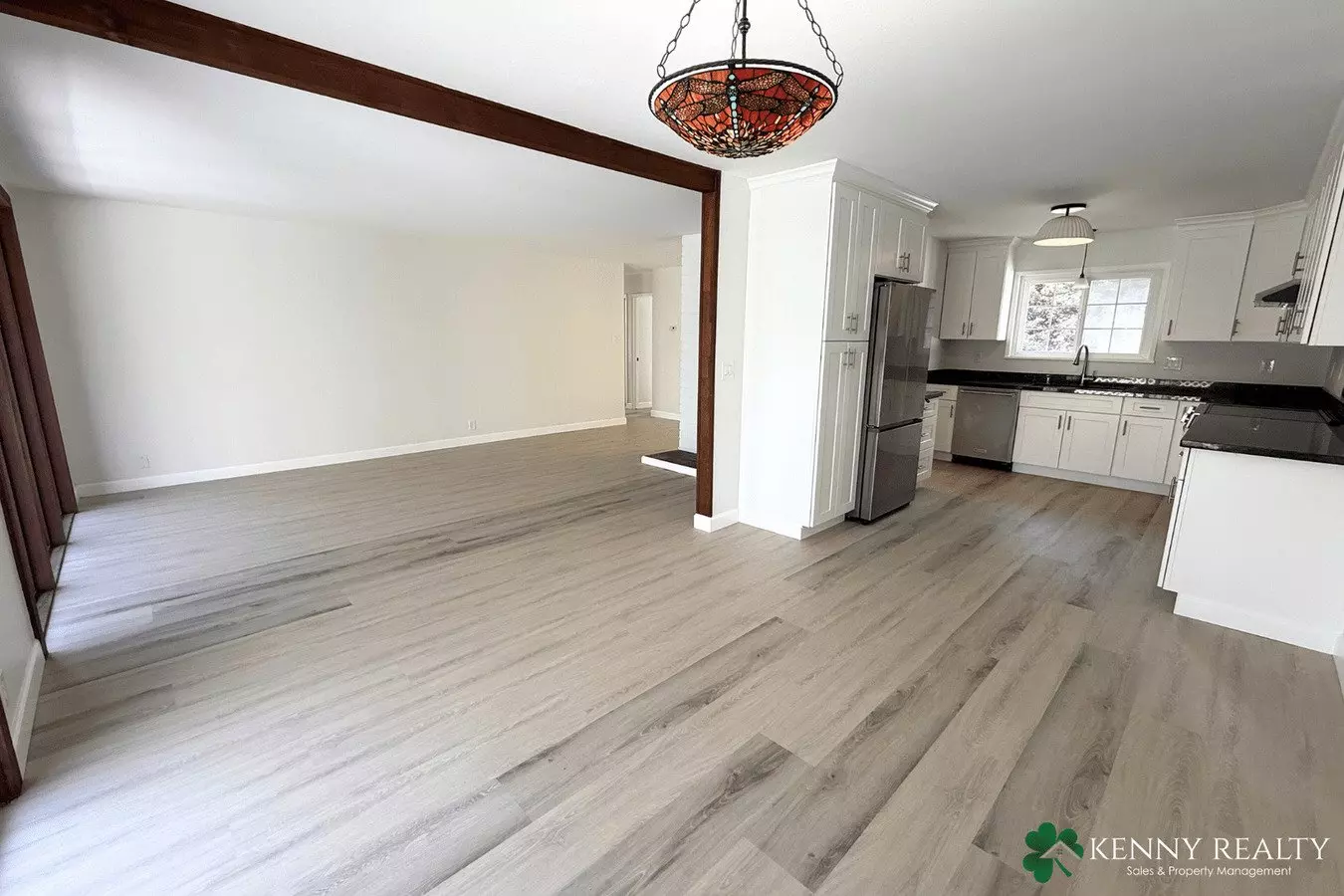 Spacious Remodeled 3 Bd/2 Ba Home, 2 Bonus Rooms &amp; Large Backyard photo 5