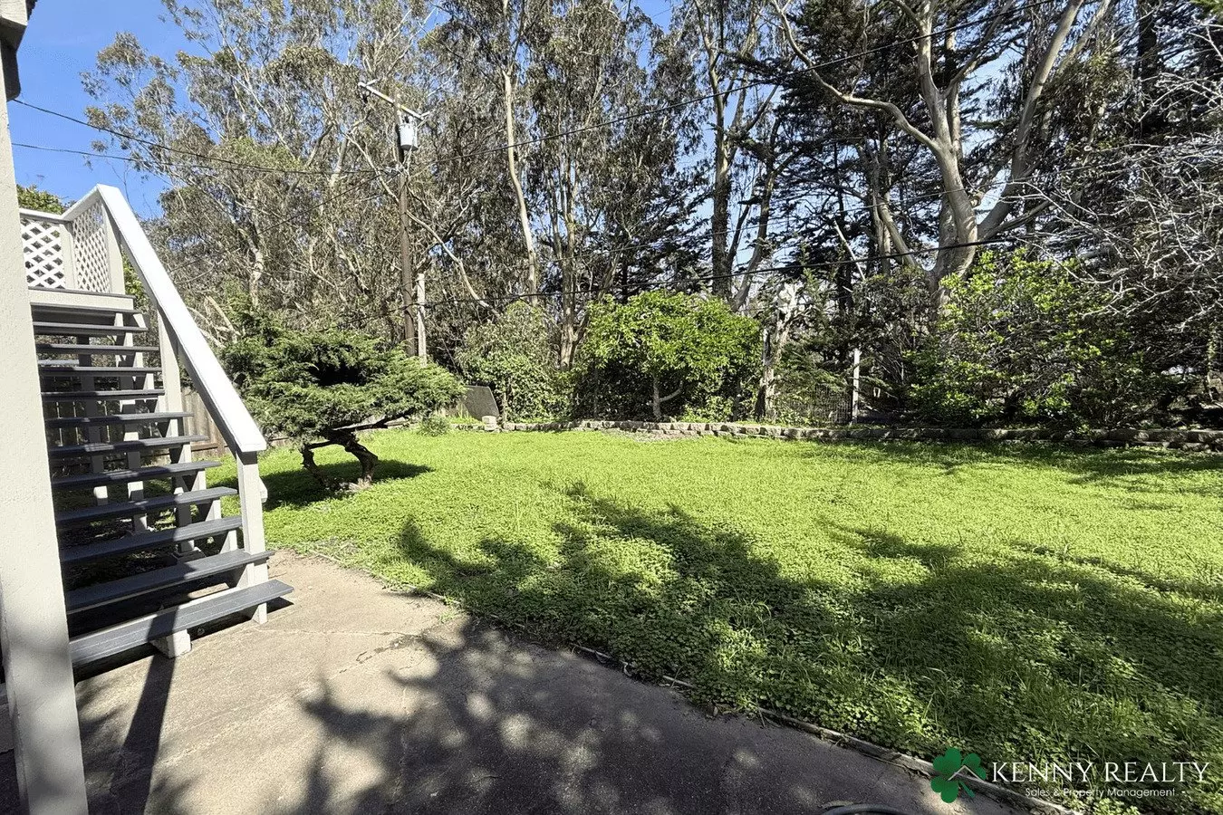 Spacious Remodeled 3 Bd/2 Ba Home, 2 Bonus Rooms & Large Backyard