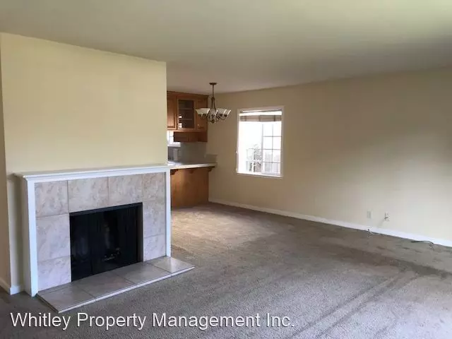 1476 Oakhurst Avenue, San Carlos, CA 94070 photo 2