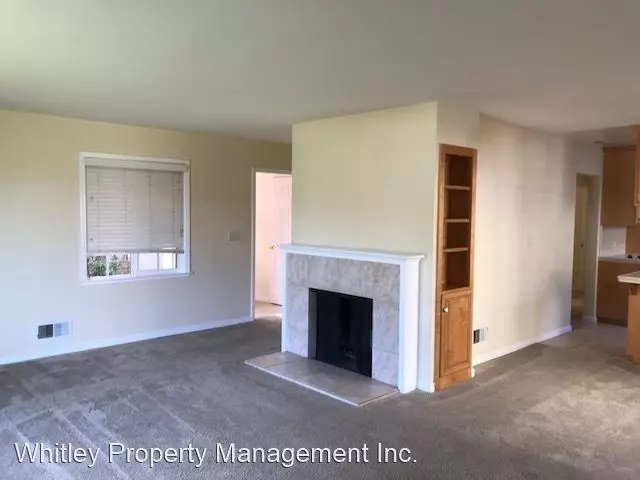 1476 Oakhurst Avenue, San Carlos, CA 94070 photo 3