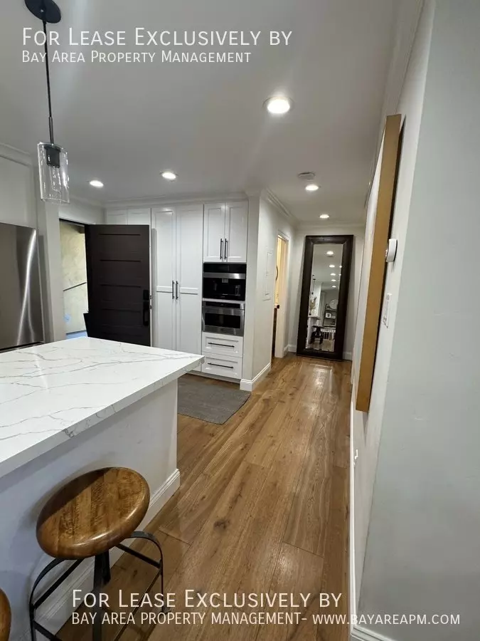 1701 San Carlos Avenue, San Carlos, CA 94070 photo 5