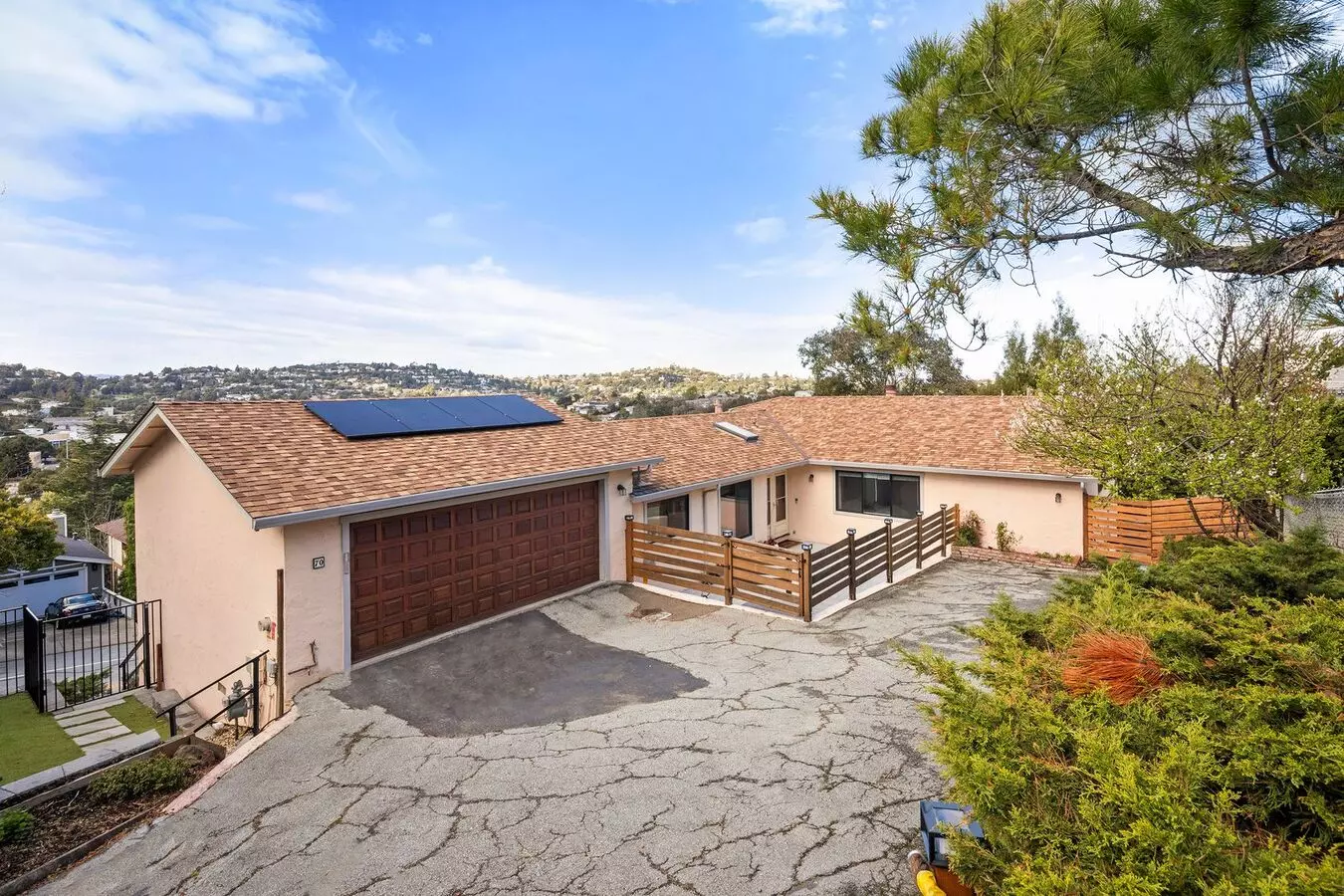 70 Adam Court, San Carlos, CA 94070 photo 2